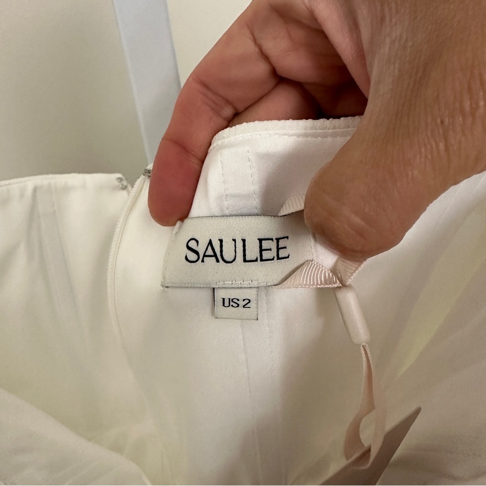 Evelyn Dress in White
SAU LEE brand new with tags size 2 - Picture 6 of 9